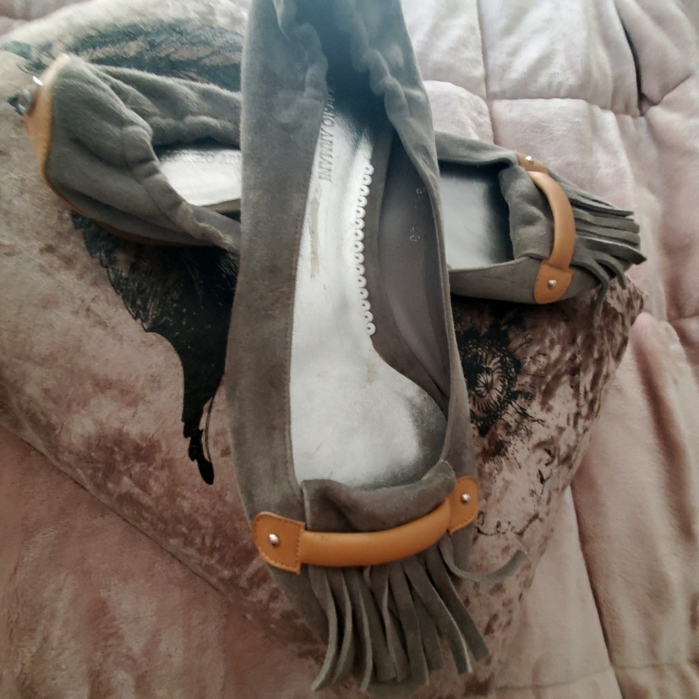 Gray flats